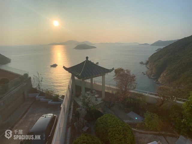 Chung Hom Kok - Horizon Gardens 01