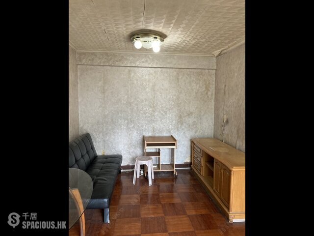 Tuen Mun - Waldorf Garden 01