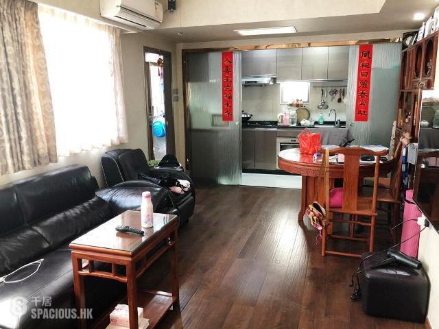 Tsim Sha Tsui - Hing Ming Building 01