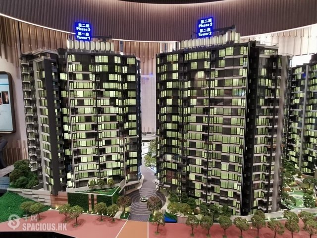 Gold Coast / So Kwun Wat - The Royale Phase 2 Starfront Royale 01