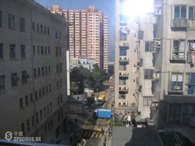Sai Ying Pun - 24, High Street 01