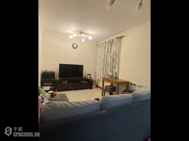 Pok Fu Lam - Chi Fu Fa Yuen Phase 2 Fu Wah Yuen (Block H10) 01