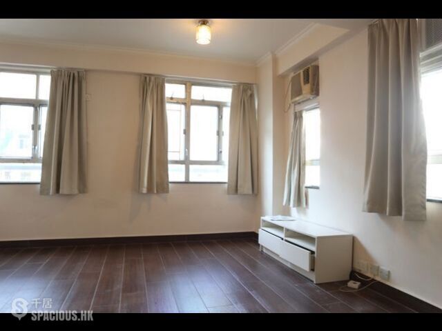 Wan Chai - 1-3, Swatow Street 01