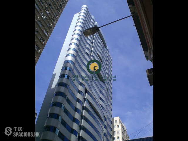 Sai Ying Pun - Tung Che Commercial Centre 01