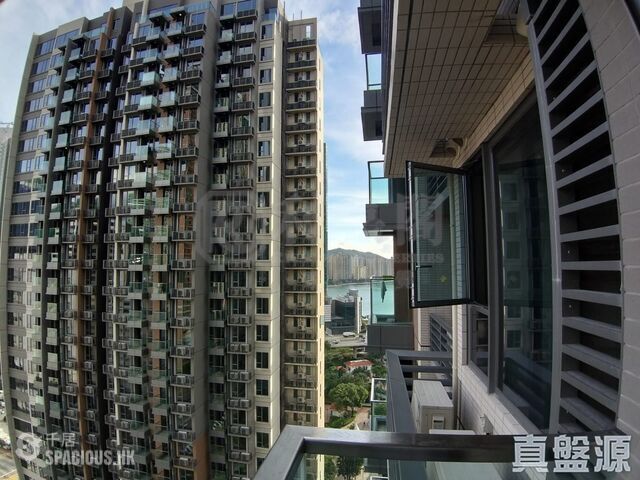 Tsuen Wan - The Aurora 01