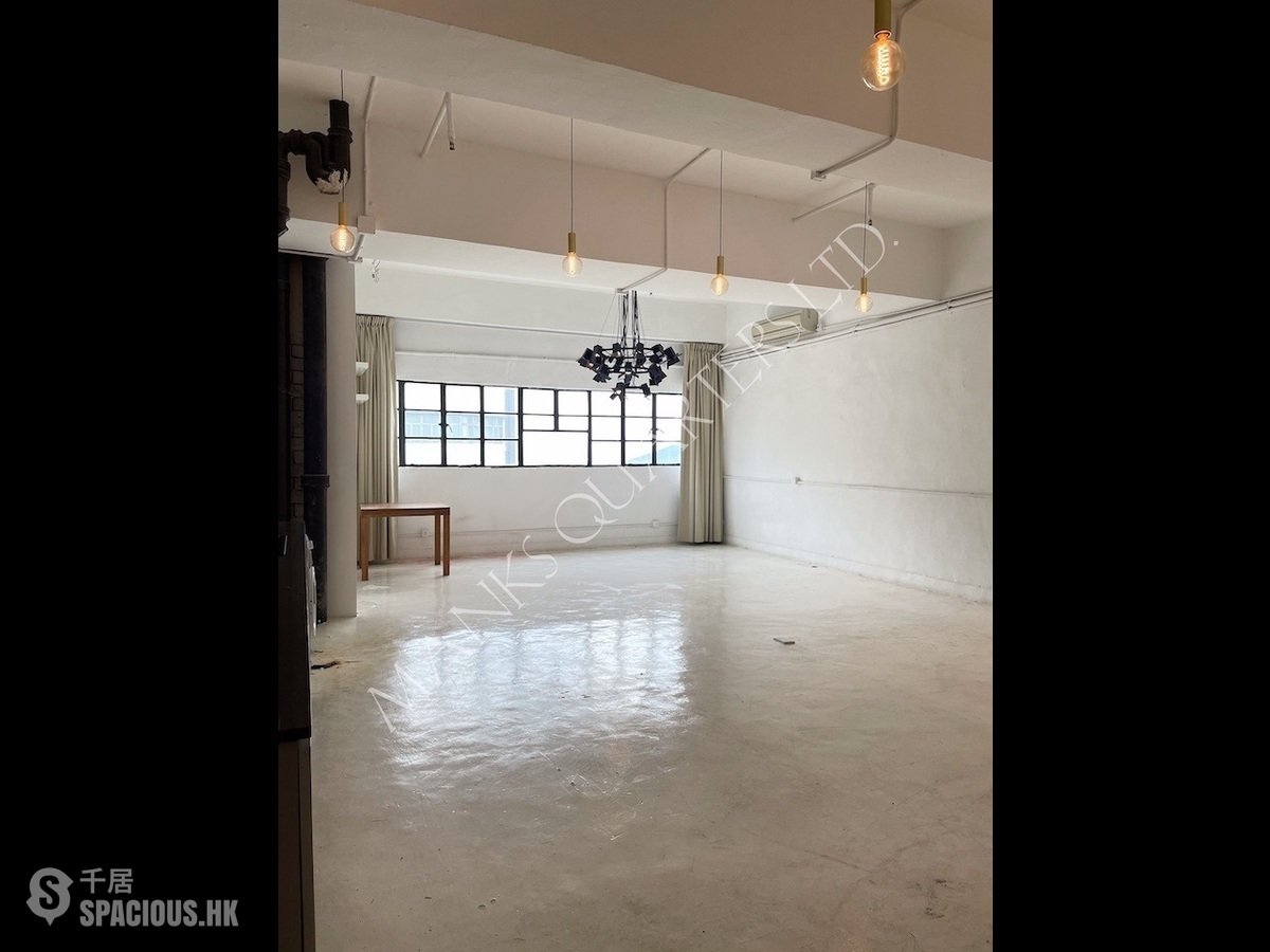 Ap Lei Chau - Loft Space in Ap Lei Chau 01
