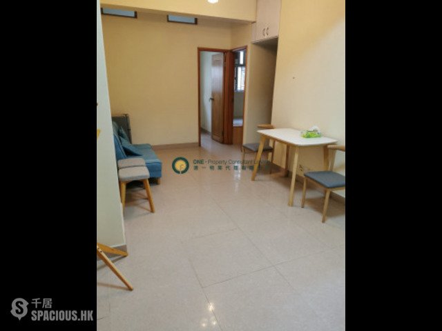 Sai Ying Pun - Tsui Wah Building 01
