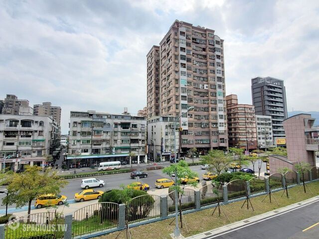 Xinzhuang - No. XXX, Zhongzheng Rd, Xinzhuang District, New Taipei City, Taiwan 242 01