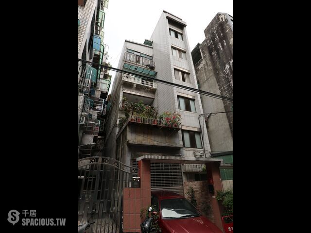 Luzhou - No. XX, Lane 249, Chang'an Street, Luzhou District, New Taipei City, Taiwan 247 01
