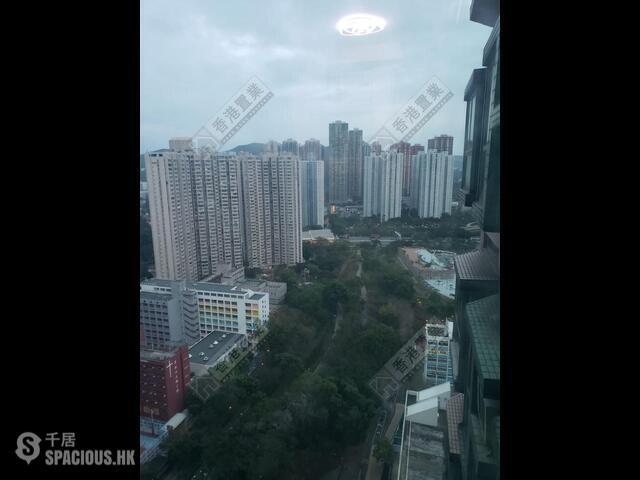 Tseung Kwan O - The Pinnacle 01