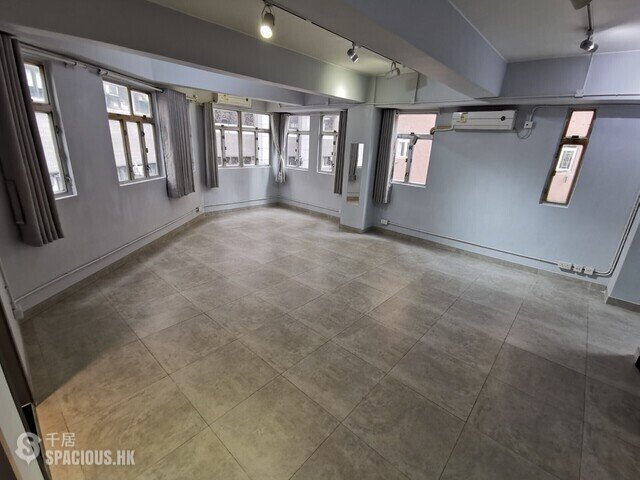 Sai Ying Pun - 204-208, Queen's Road West 01