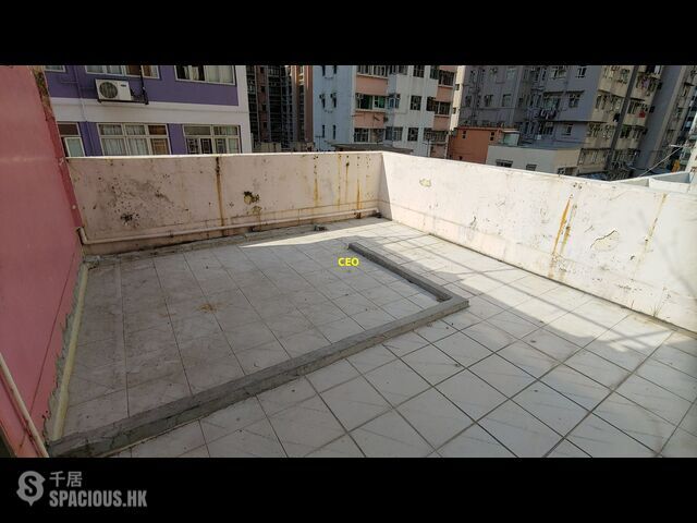 Wan Chai - 105, Queen's Road East 01