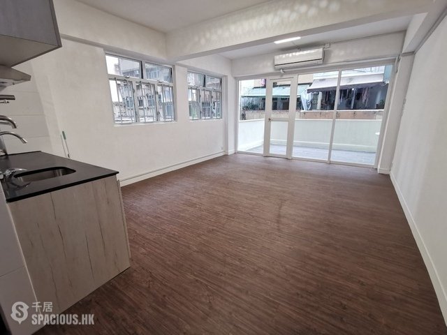 Sai Ying Pun - 21, Sai Yuen Lane 01
