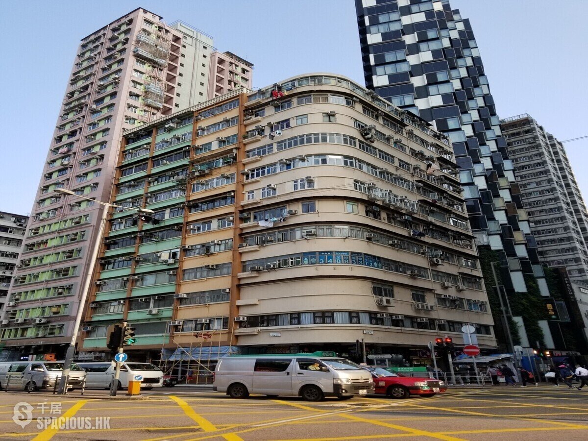 Mong Kok - Hong Lok Mansion 01