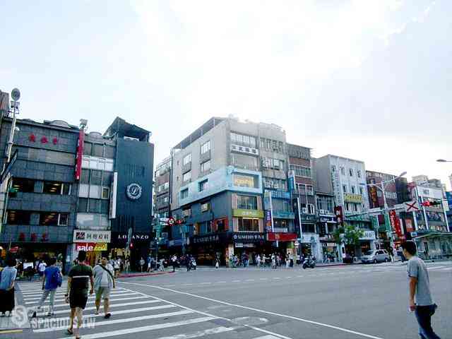 Daan - No. XXX, Section 2, Xinyi Rd, Da’an District, Taipei City, Taiwan 106 04