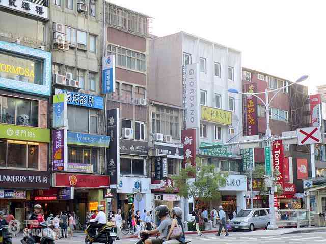 Daan - No. XXX, Section 2, Xinyi Rd, Da’an District, Taipei City, Taiwan 106 05