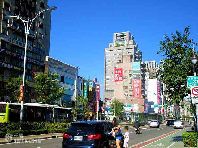 Daan - No. XXX, Section 2, Xinyi Rd, Zhongzheng District, Taipei City, Taiwan 100 01
