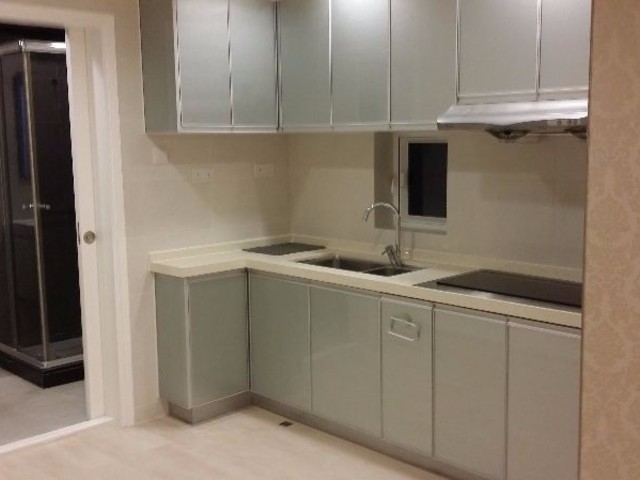 Causeway Bay - Vincent House 01