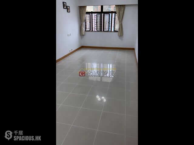 Mong Kok - Lisa House 01