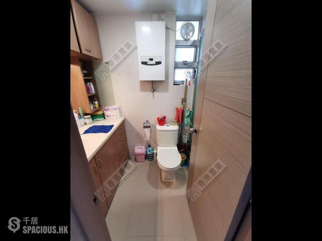 Ngau Tau Kok - Hyde Towers 01