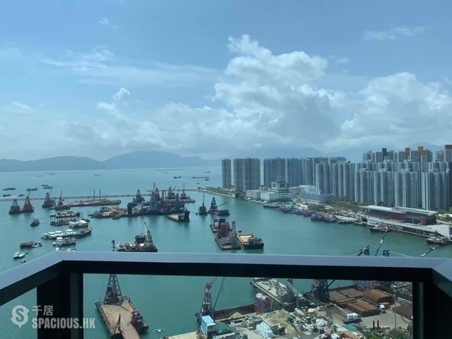 Tuen Mun - Sun Tuen Mun Centre 01