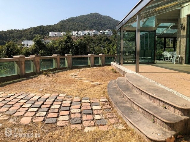 Sha Tin - Greenland Villas 01