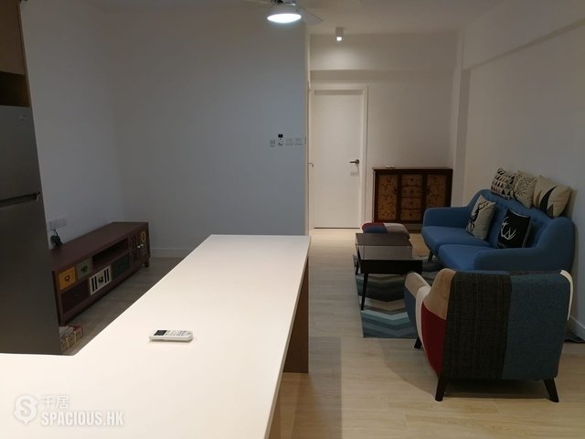Sheung Wan - 48, Bonham Strand 01