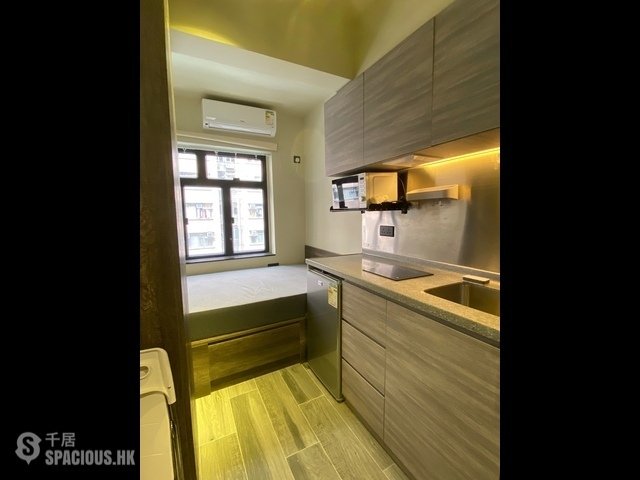 Shek Tong Tsui - Whitty Street Court Block 30-36, Whitty Street 01