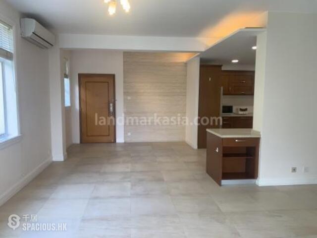 Repulse Bay - South Bay Villas 05
