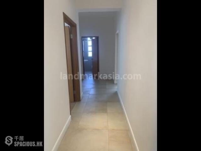 Repulse Bay - South Bay Villas 06