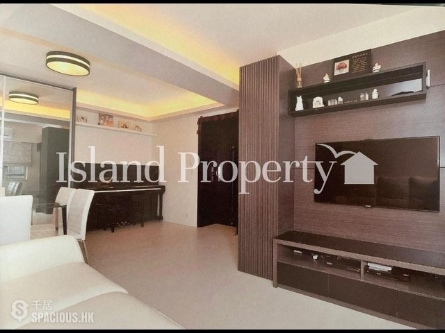 Sai Ying Pun - Rockson Mansion 01