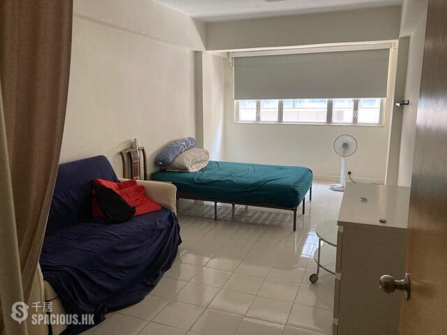 Sheung Wan - 66, Bonham Strand 01