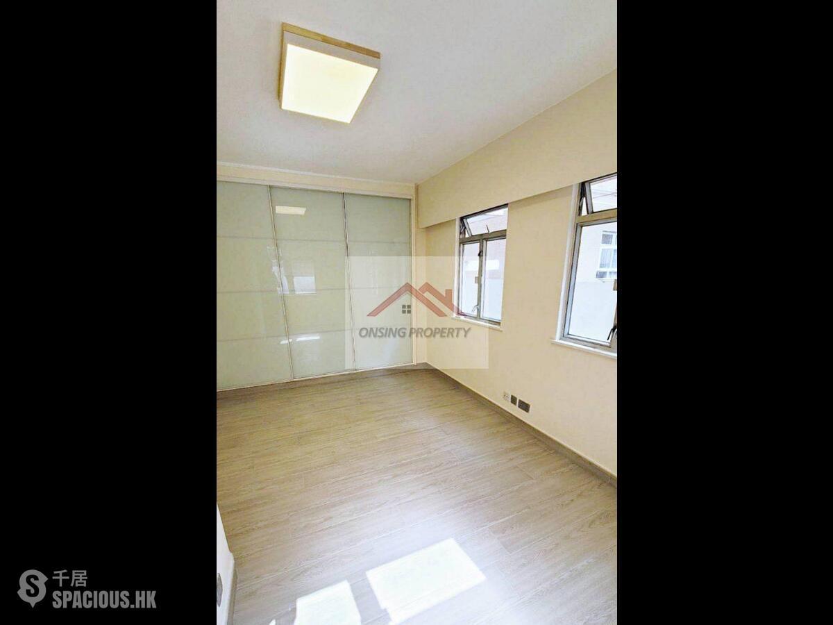 Happy Valley - Horace Court 01
