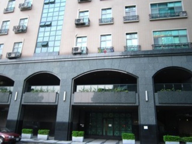 Neihu - Section 6, Minquan E Rd, Neihu District, Taipei City, Taiwan 114 01
