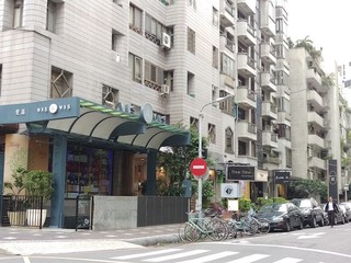 Daan - XX Lane 233, Section 1, Dunhua South Road, Daan, Taipei 02