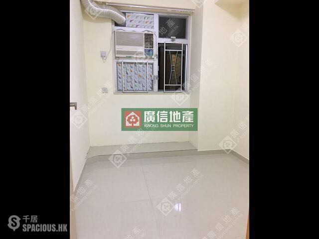 Mong Kok - 100, Portland Street 01
