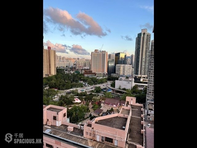 Tsz Wan Shan - On Lee Building 01