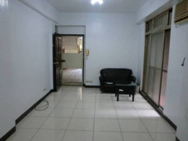 Songshan - Section 5, Nanjing E Rd, Songshan District, Taipei City, Taiwan 105 01