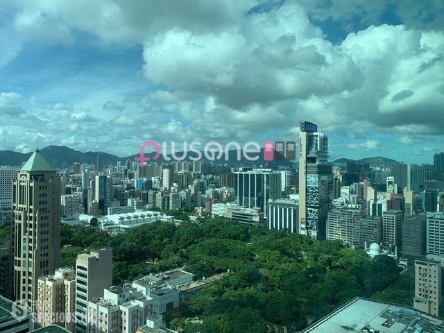 Tsim Sha Tsui - The Gateway Tower 6 01
