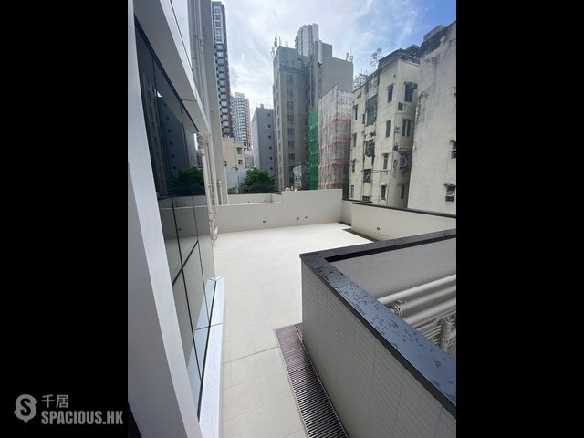 Cheung Sha Wan - The Addition 01