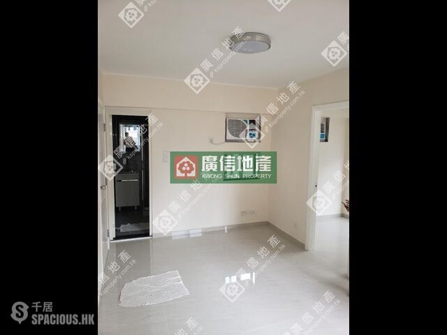 Cheung Sha Wan - Ever Wealth Building 01