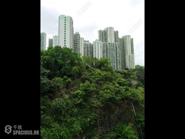 Sai Wan Ho - Sun Sing Centre 01