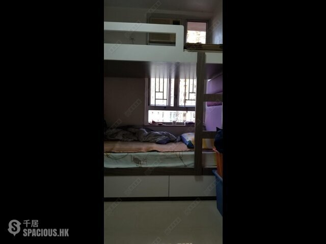 Lam Tin - Hong Tin Court 01