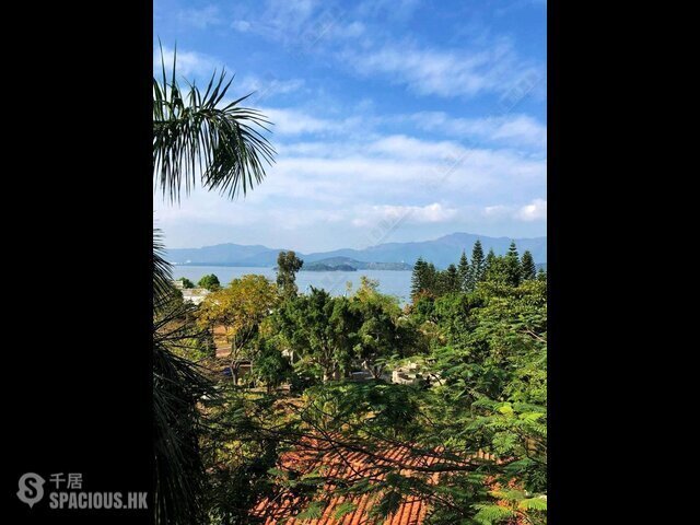 Ma On Shan - Villa Oceania 01