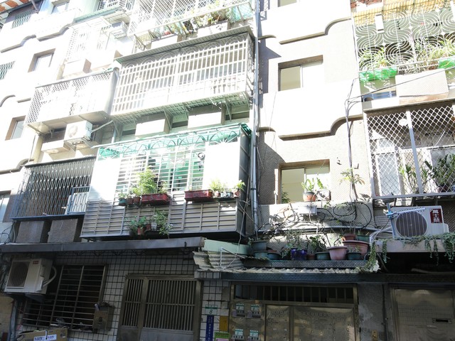 Shilin - No. X, Lane 165, Fuhua Rd, Shilin District, Taipei City, Taiwan 111 01