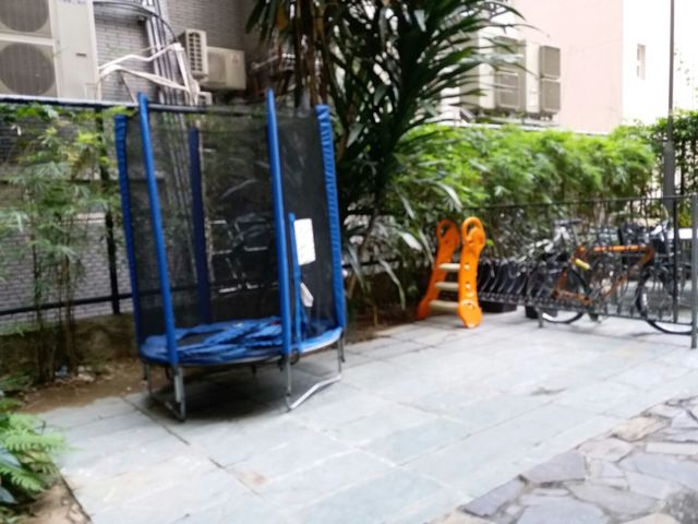 Sai Ying Pun - 3, Tak Sing Lane 01