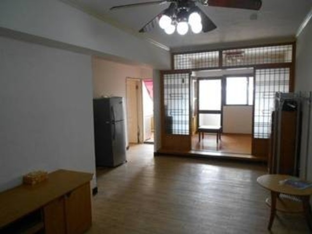 Songshan - 台北市松山區光復北路, Songshan District 01