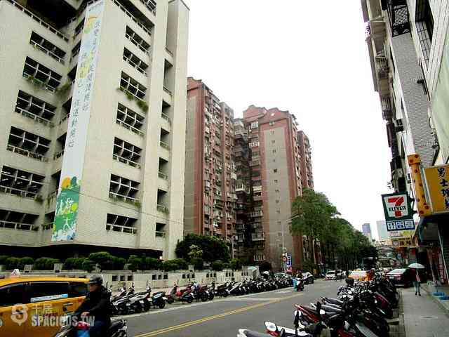 Daan - No. XXX, Section 2, Jianguo S Rd, Da’an District, Taipei City, Taiwan 106 04