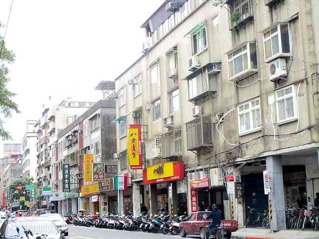 Daan - No. XXX, Section 2, Jianguo S Rd, Da’an District, Taipei City, Taiwan 106 07