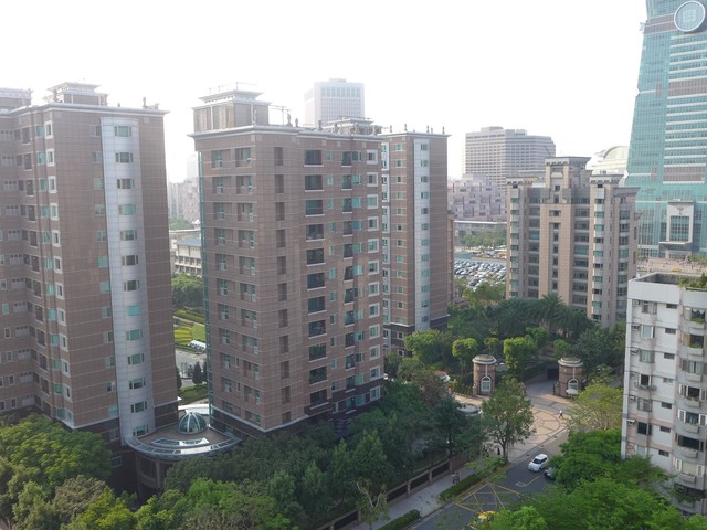 信義區 - 110台灣台北市信義區松平路XX號 01